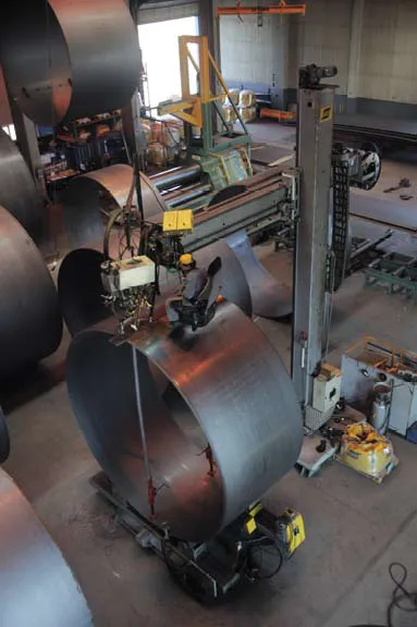 Power Generation Applications / Nuclear, Solar, and Wind Turbine by SERVO-ROBOT (Image Courtesy of ESAB Welding & Cutting USA) Power Generation Applications / Nuclear, Solar, and Wind Turbine by SERVO-ROBOT (Image Courtesy of ESAB Welding & Cutting USA)